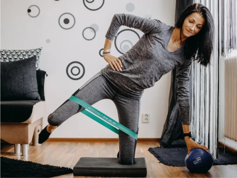 Kine-MAX Professional Mini Loop Resistance Band - Posilovací Guma - 4 HEAVY ( těžká )