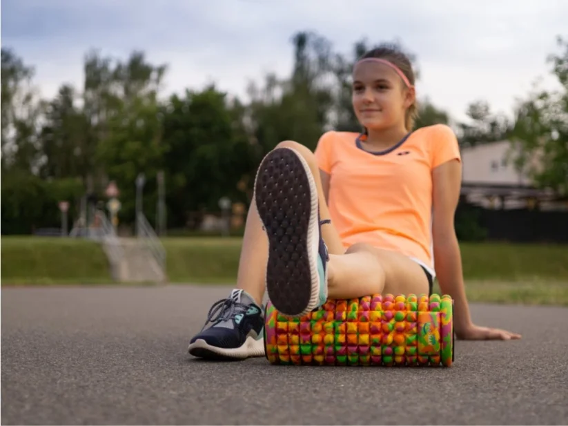 Kine-MAX Professional Massage Foam Roller - masážní válec - Barva: Černá